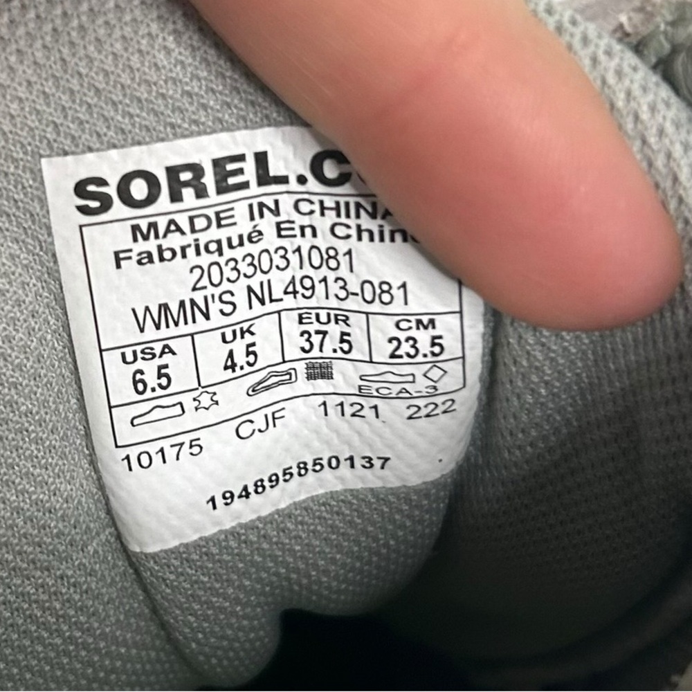 Sorel Out 'N About Wedge Gray Suede Boots NL4913-081 Dove/Quarry Women’s 6.5 - Picture 10 of 10